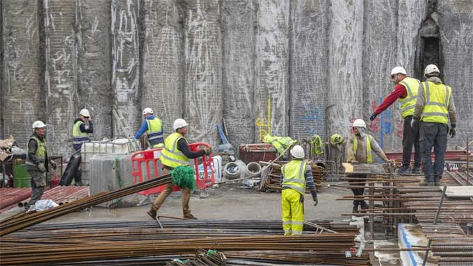 Plan to Prevent Engineering Students Shortages in the Construction