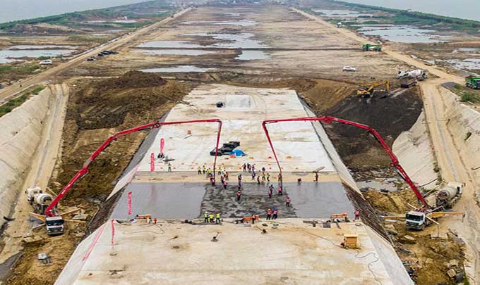 'Taihu Tunnel': China's longest underwater tunnel, has just opened
